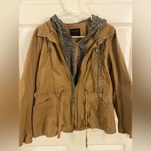 Love Tree large tan and gray jacket
